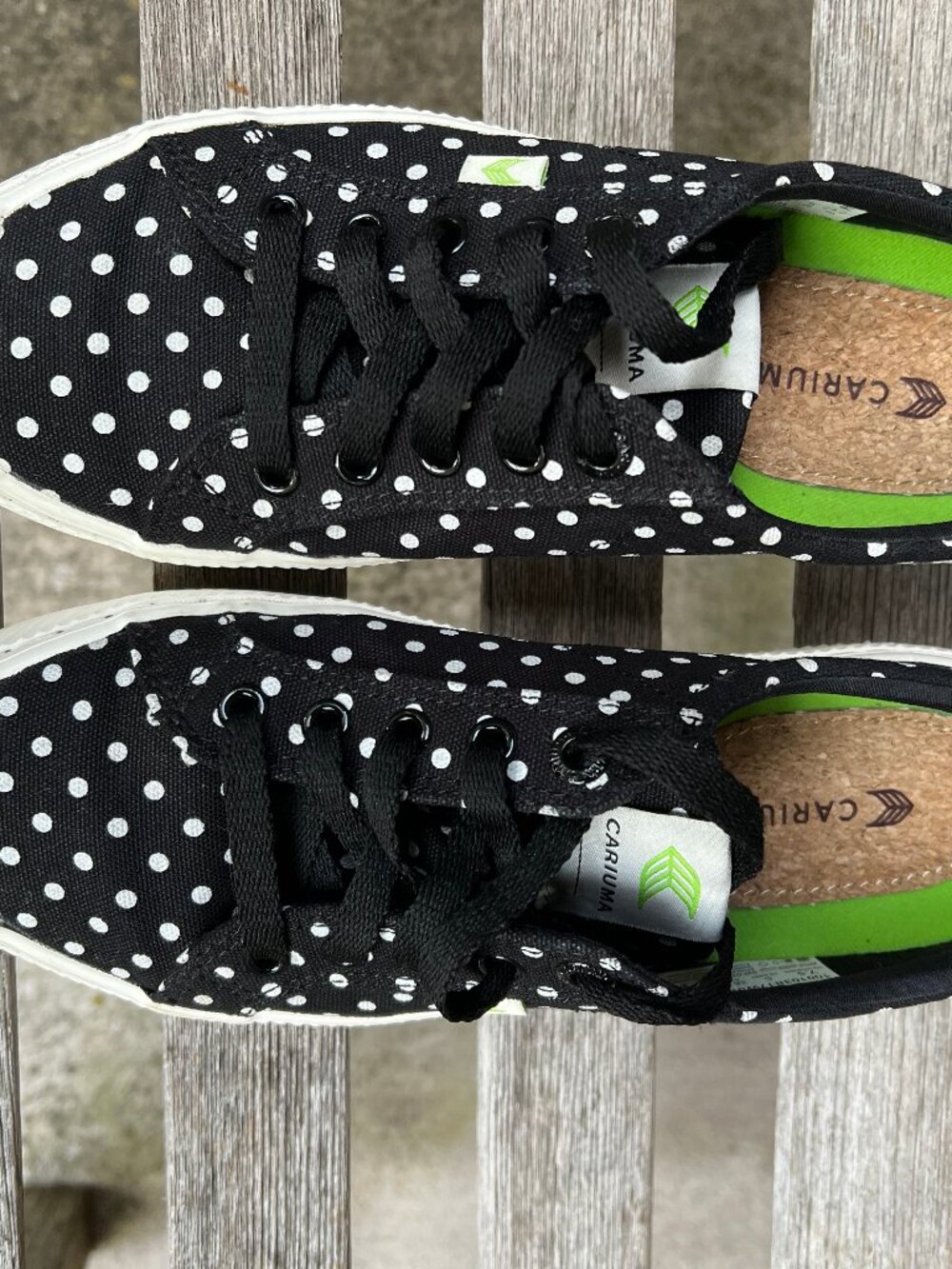 Cariuma Black and White Polka-dot sneakers